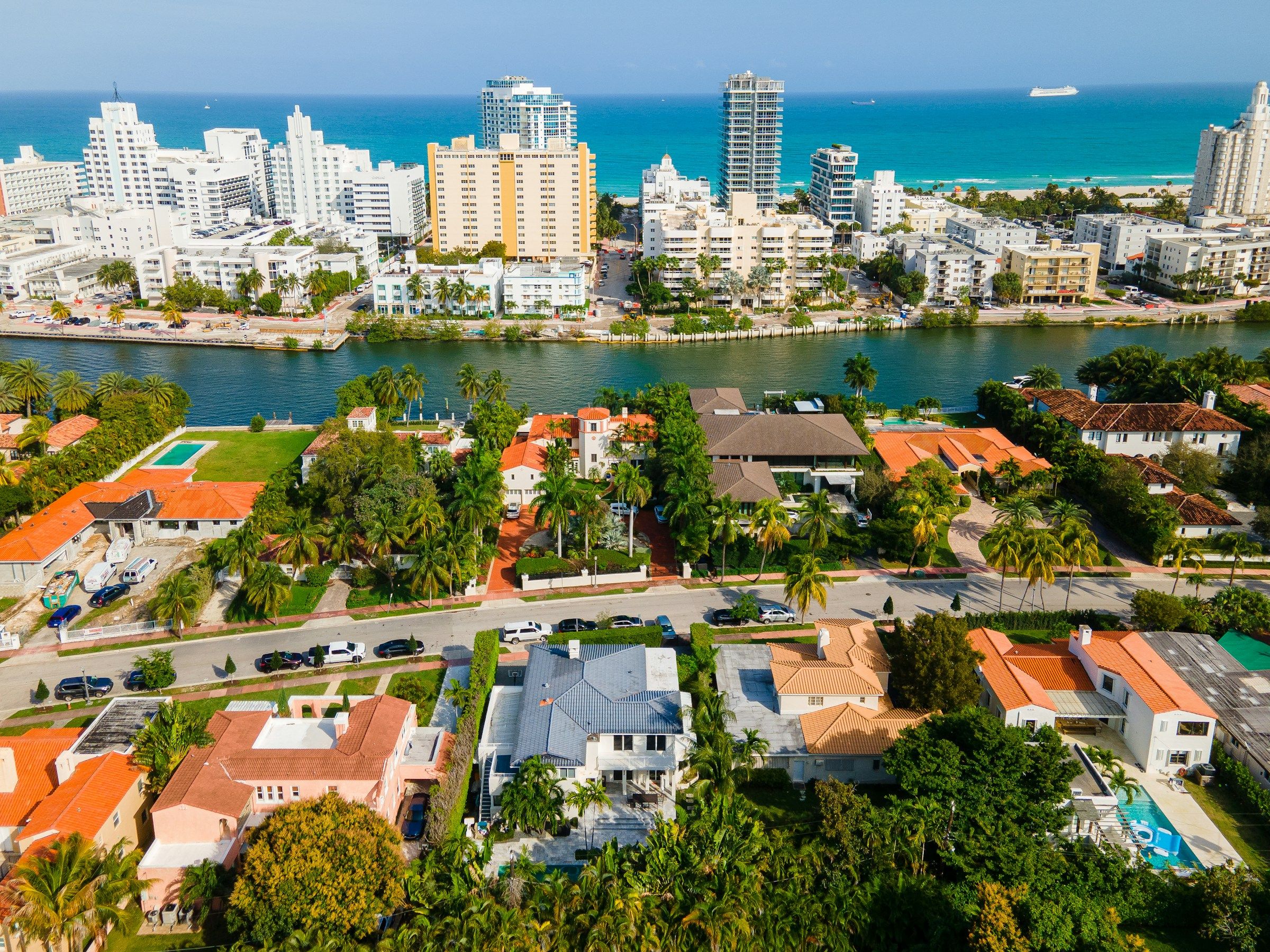 Moorings — Naples neighborhood