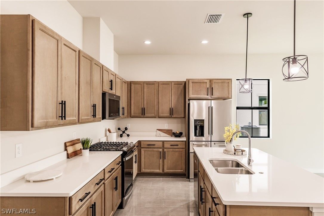 14736 Kingfisher Loop · Naples photo 17