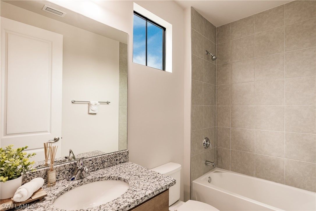14736 Kingfisher Loop · Naples photo 30
