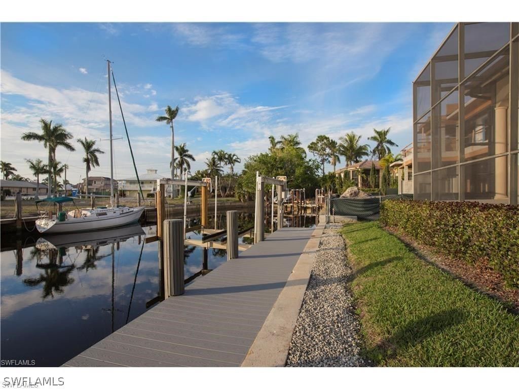 1940 Tarpon Road · Naples photo 2