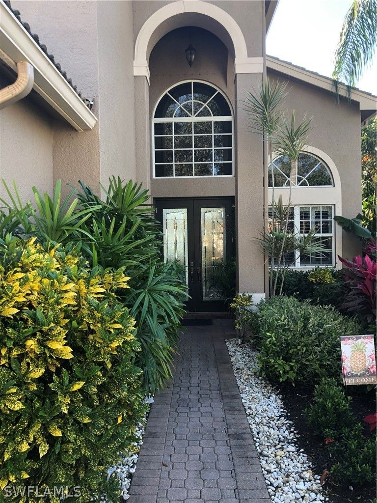 2048 Isla De Palma Circle · Naples photo 3