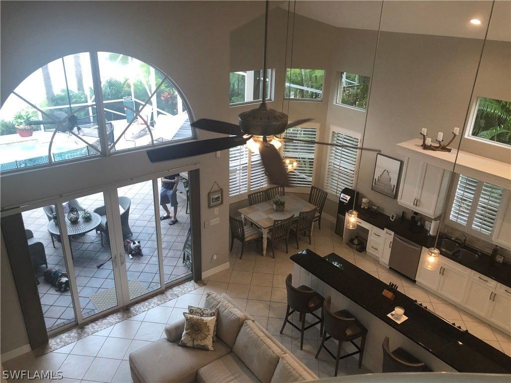 2048 Isla De Palma Circle · Naples photo 9