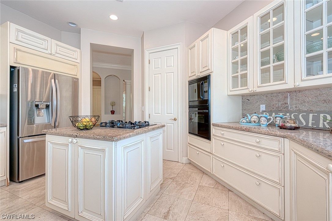 351 Neapolitan Way · Naples photo 10
