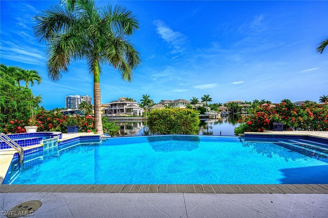 351 Neapolitan Way · Naples photo 33