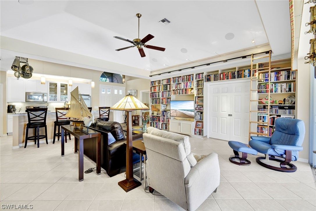 4383 Pomarine Court · Naples photo 6