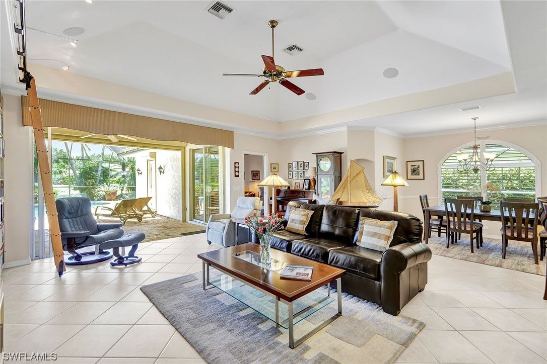 4383 Pomarine Court · Naples photo 7