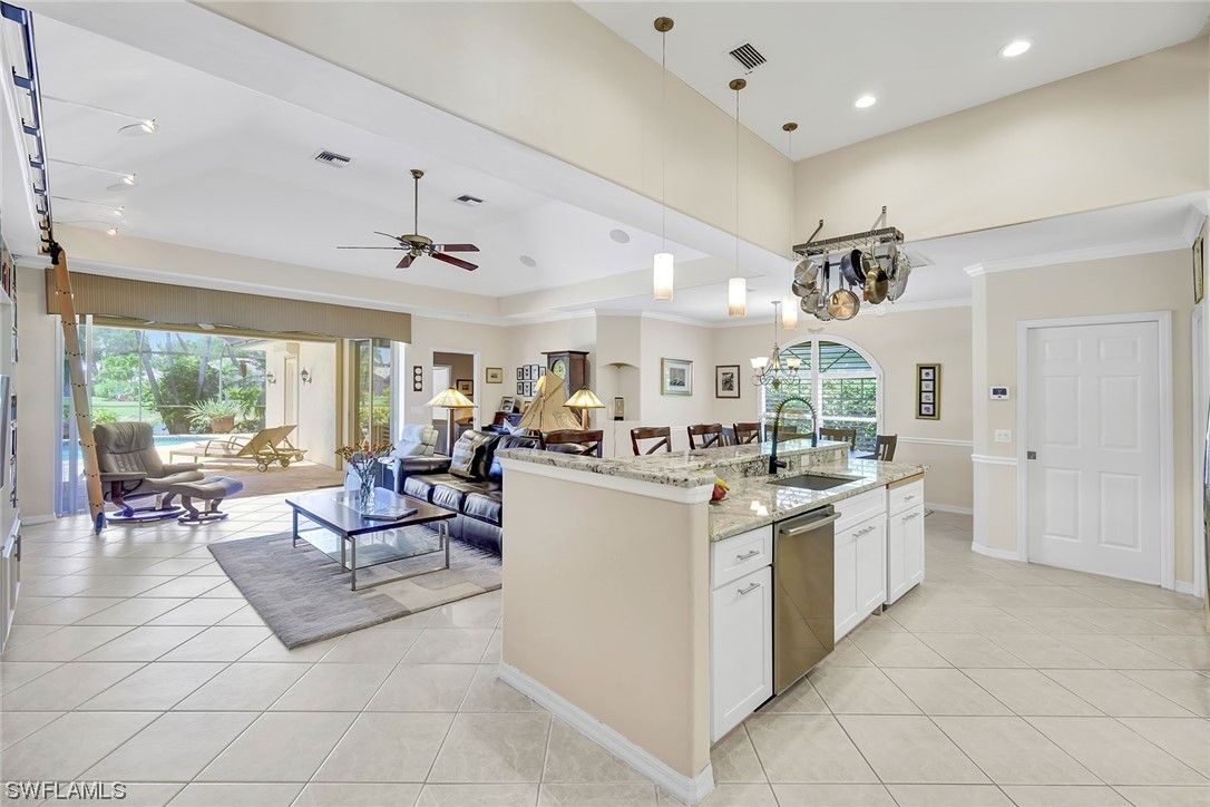 4383 Pomarine Court · Naples photo 11