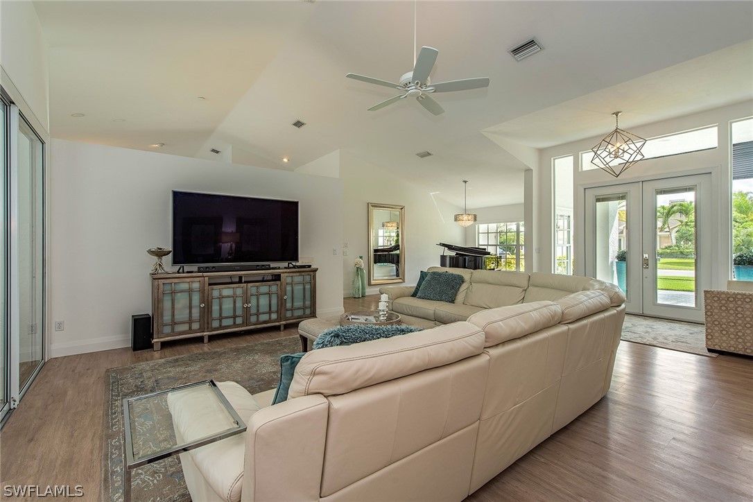 6653 Mill Run Circle · Naples photo 3