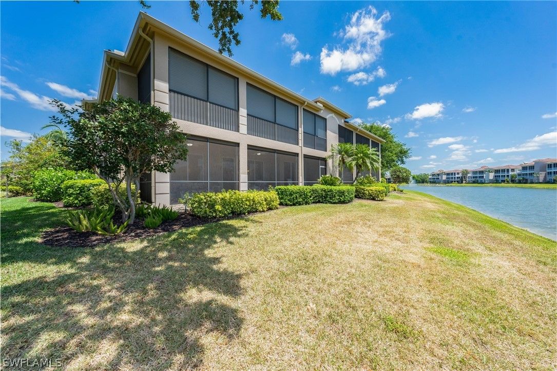730 Regency Reserve Circle photo 4