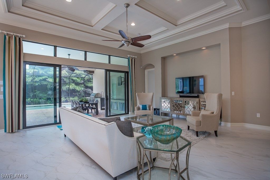 7461 Lantana Circle · Naples photo 4