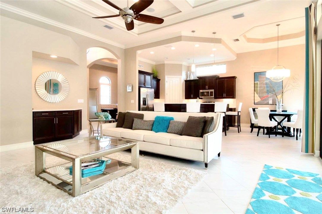 7461 Lantana Circle · Naples photo 5