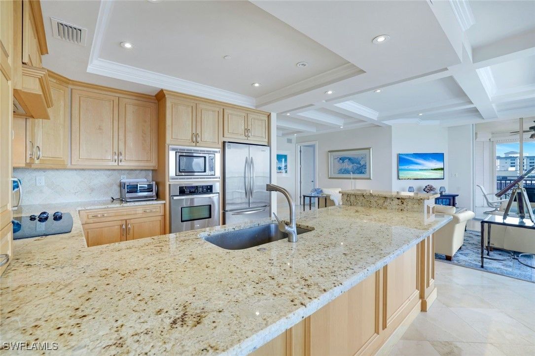 9577 Gulf Shore Drive photo 6